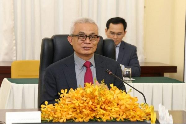 财经部成立工作组，推进公共行政改革