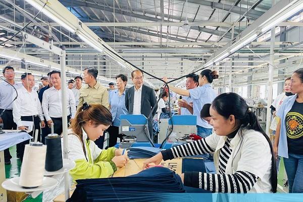 柬埔寨服装厂90%为中资企业