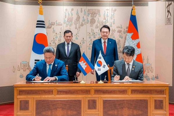 韩国：柬埔寨是东盟最有利于投资的国家