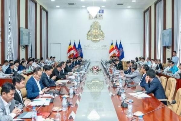 柬埔寨新批 5 个项目涵盖家具与化肥领域，总额达 4600 万美元