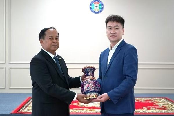 柬埔寨工业经济促进协会代表团访工信部，共促工业发展与中柬合作