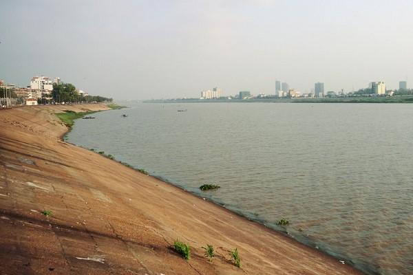 柬投32.5亿美元升级水路物流