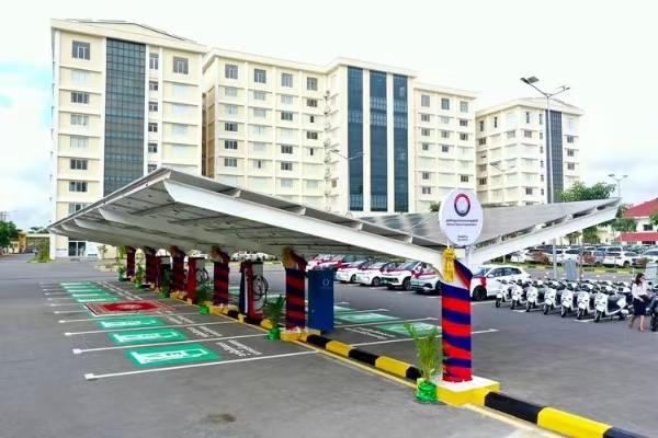 柬埔寨2026年将投用百个电动车充电站