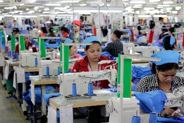 劳工部：每月两次发薪，严禁拖欠或少付