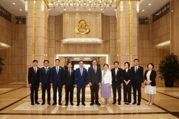 柬埔寨友协代表团访沪拓宽两地双向合作空间